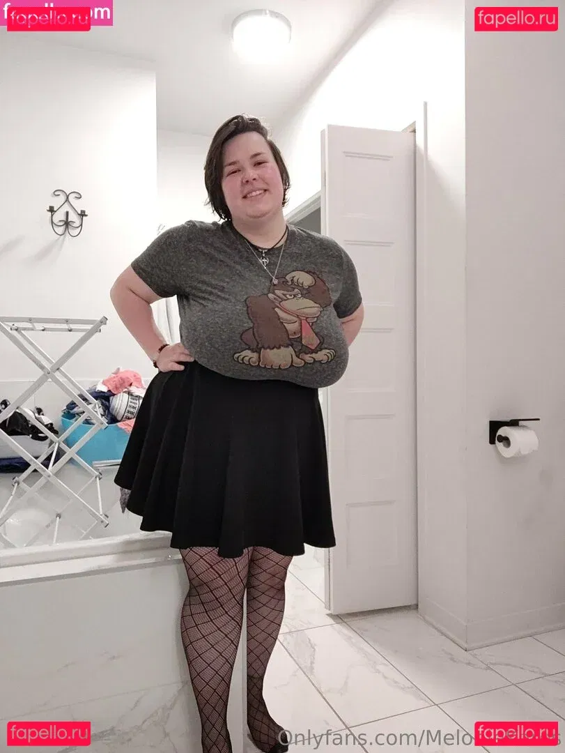 meloniekares Onlyfans Photo Gallery 