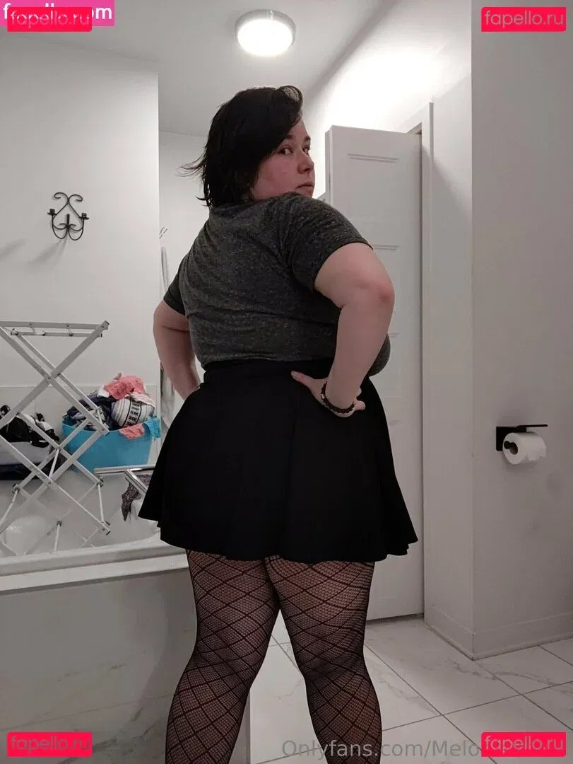 meloniekares Onlyfans Photo Gallery 