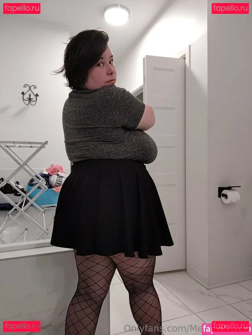 meloniekares Onlyfans Photo Gallery 