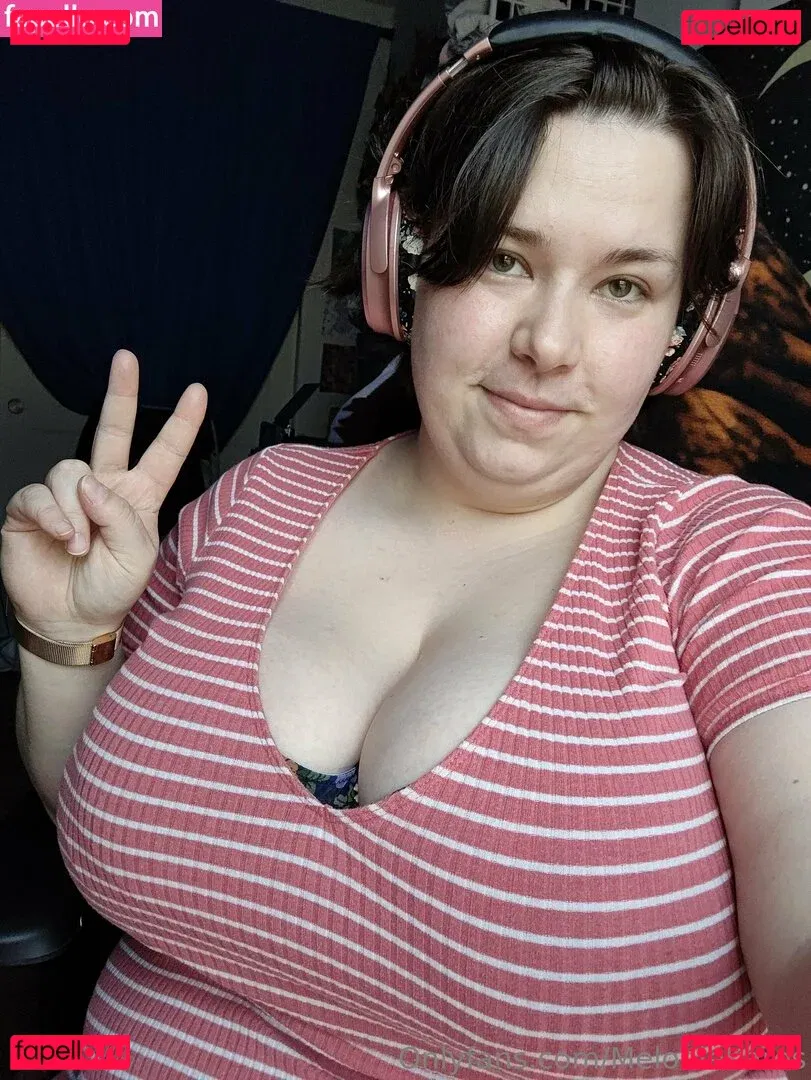 meloniekares Onlyfans Photo Gallery 