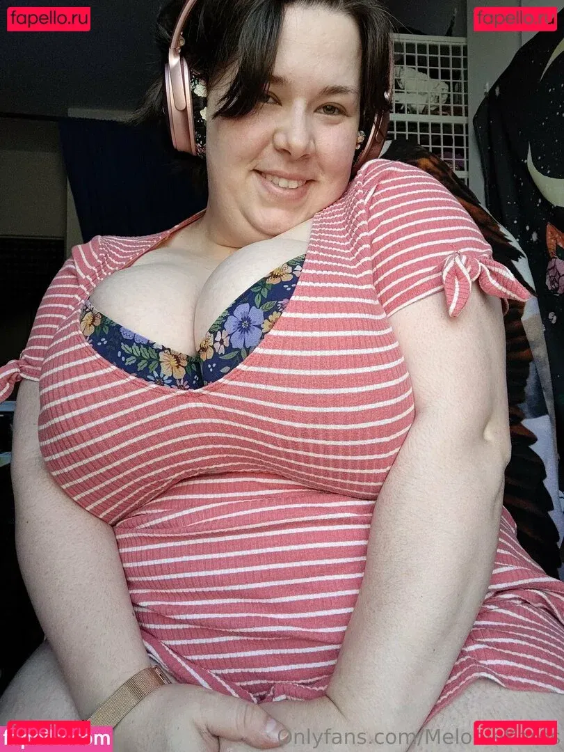 meloniekares Onlyfans Photo Gallery 