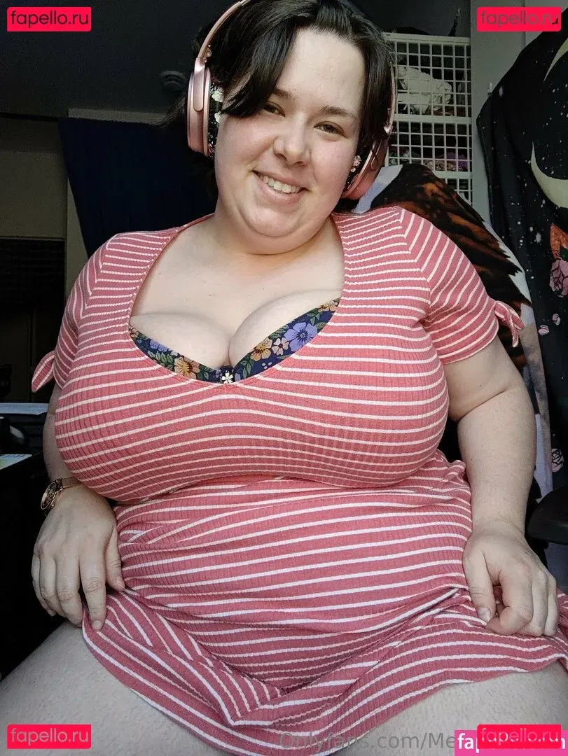 meloniekares Onlyfans Photo Gallery 