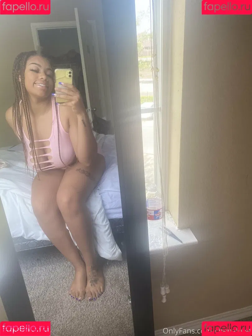 chenalfeet Onlyfans Photo Gallery 