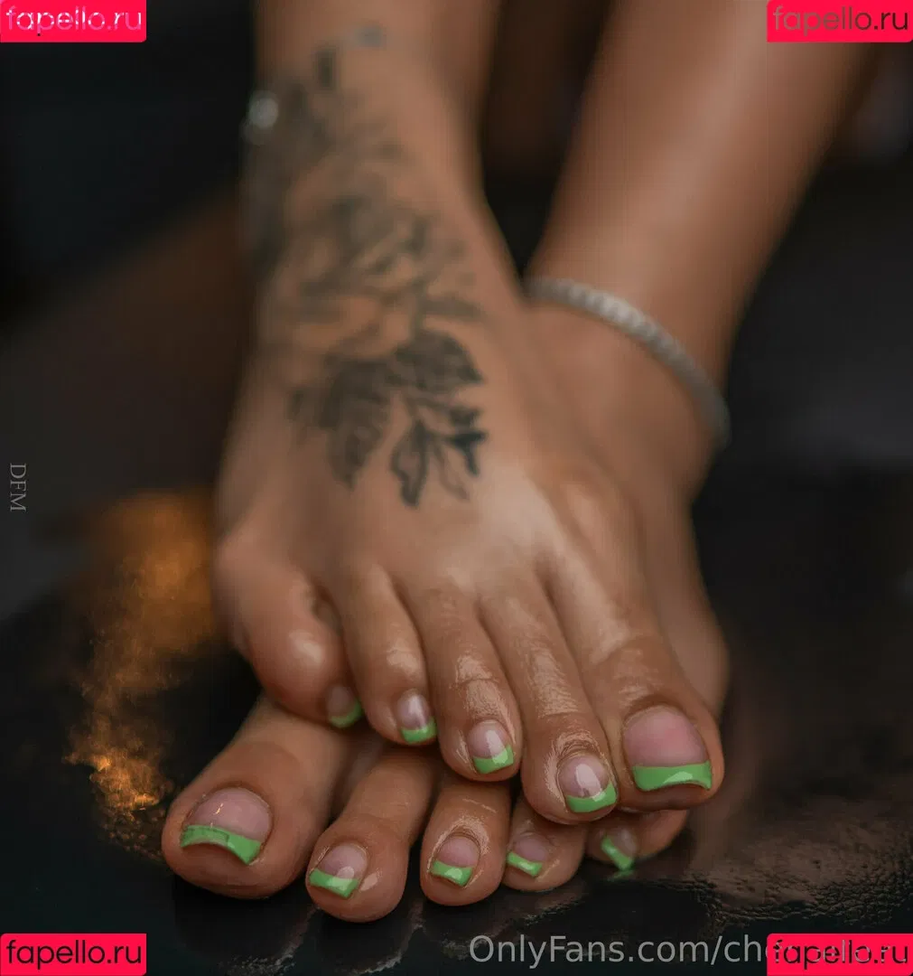 chenalfeet Onlyfans Photo Gallery 
