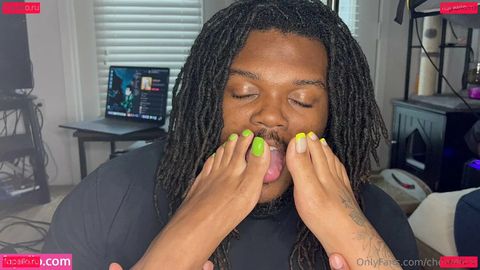 chenalfeet Onlyfans Photo Gallery 