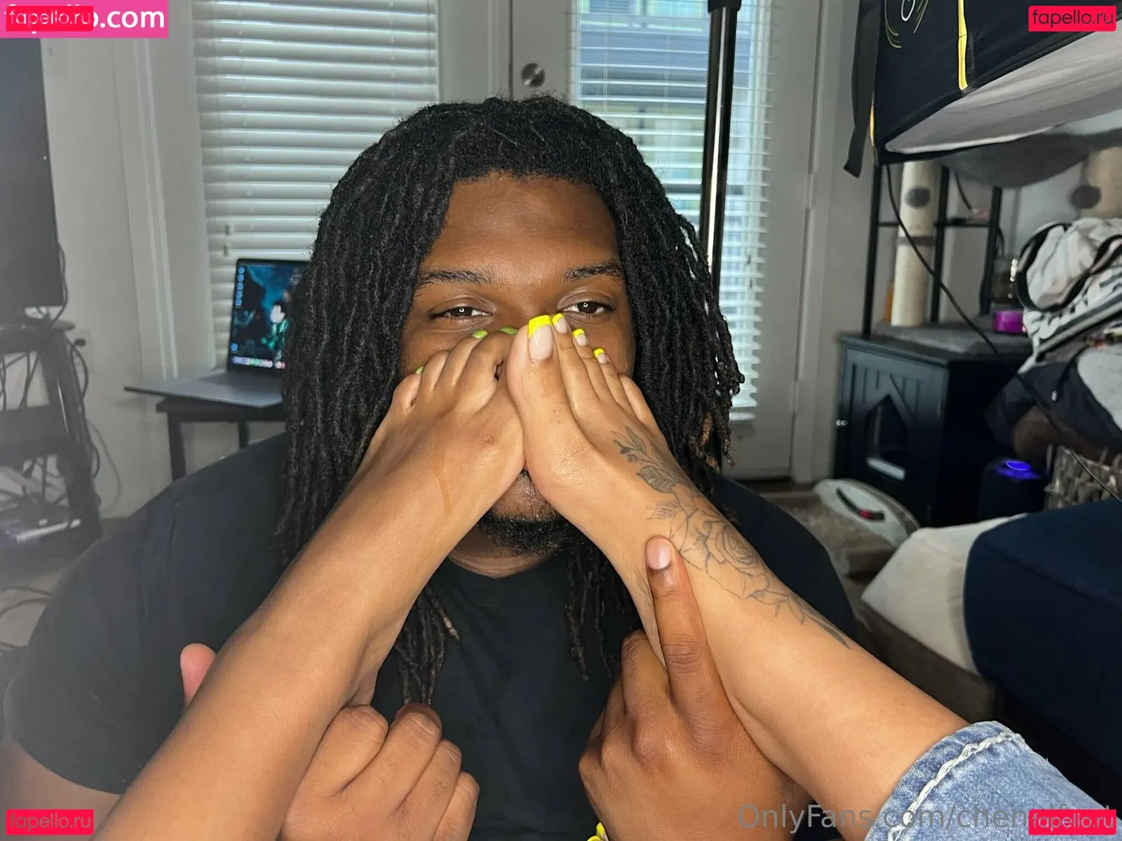 chenalfeet Onlyfans Photo Gallery 