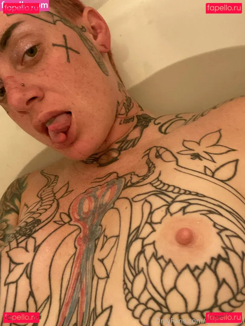 quad_awful Onlyfans Photo Gallery 