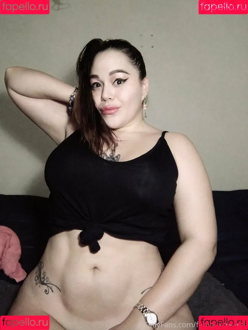famouscreamy Onlyfans Photo Gallery 