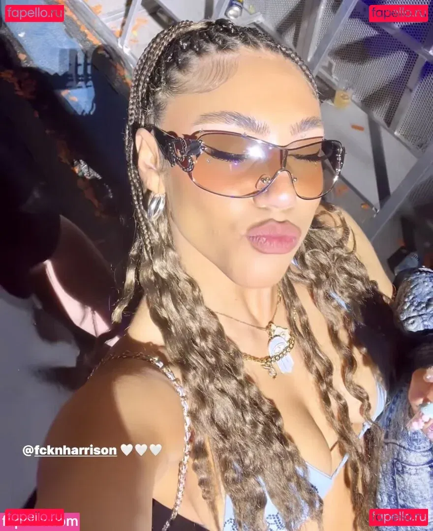 Makayla London Onlyfans Photo Gallery 