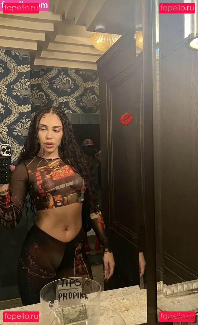 Makayla London Onlyfans Photo Gallery 