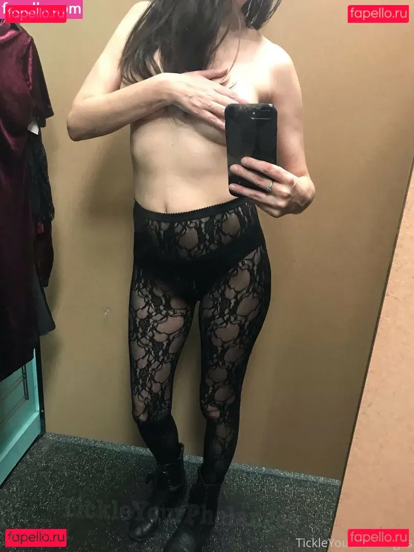 goddess_tickle Onlyfans Photo Gallery 