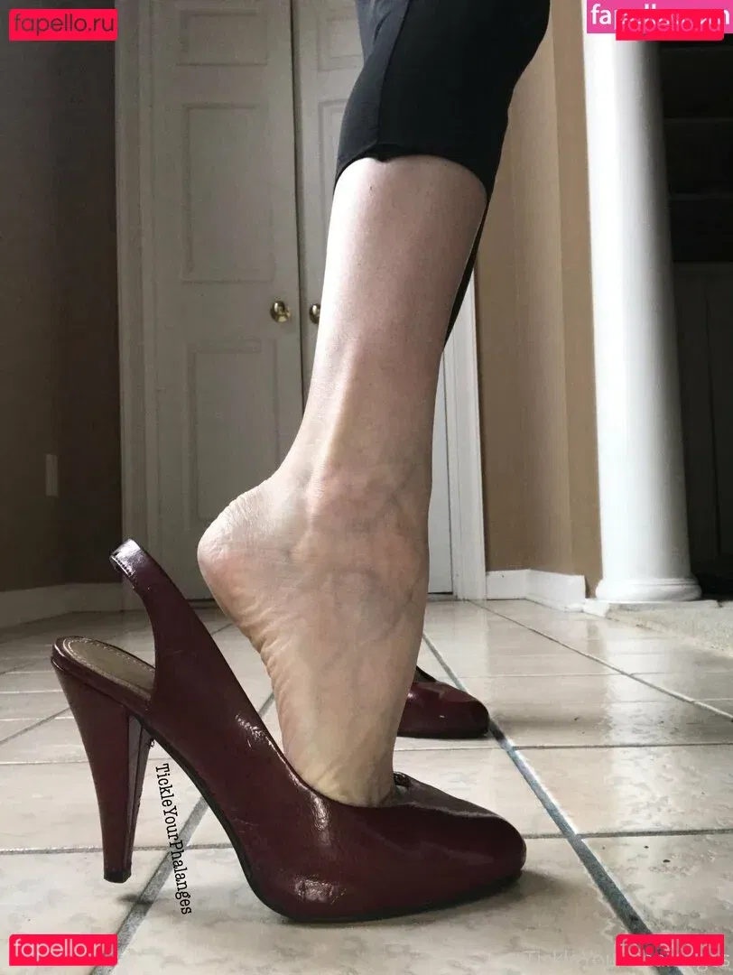 goddess_tickle Onlyfans Photo Gallery 