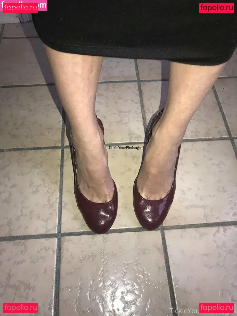 goddess_tickle Onlyfans Photo Gallery 