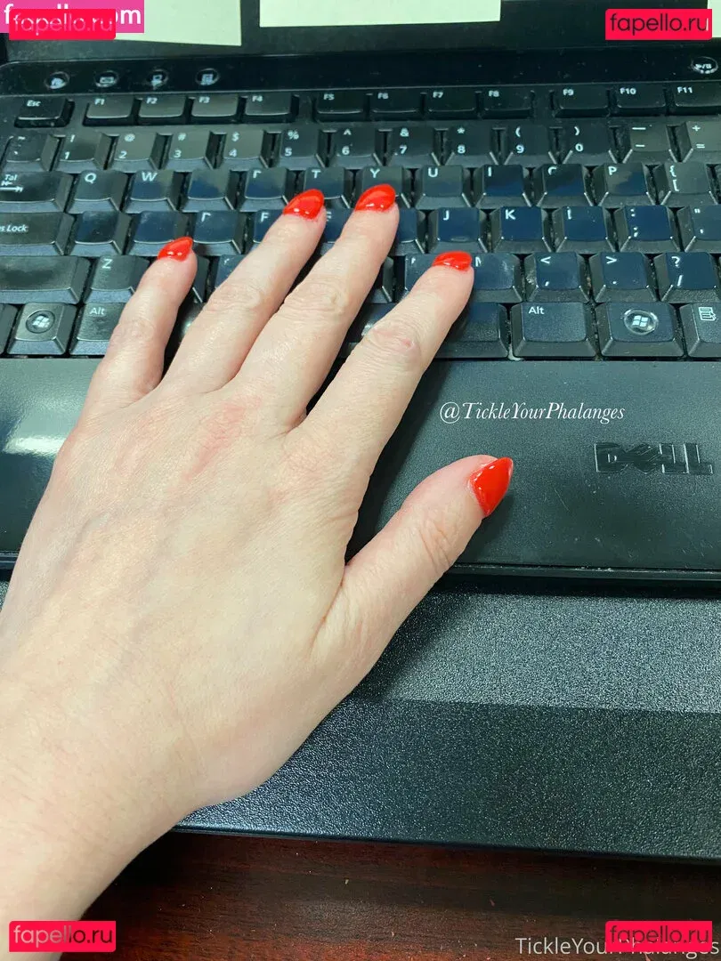 goddess_tickle Onlyfans Photo Gallery 