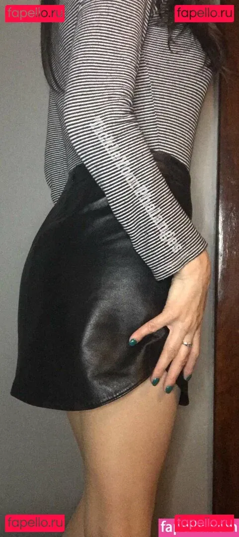 goddess_tickle Onlyfans Photo Gallery 