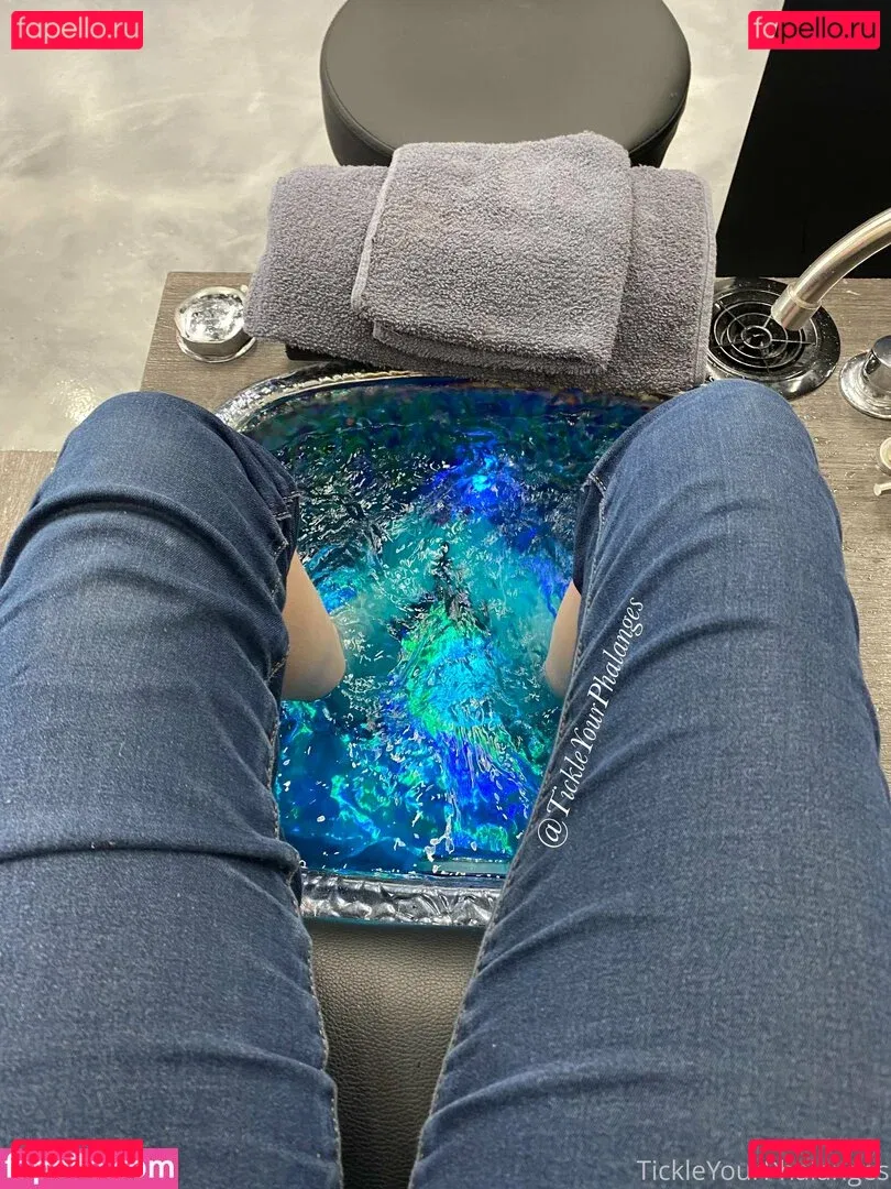 goddess_tickle Onlyfans Photo Gallery 