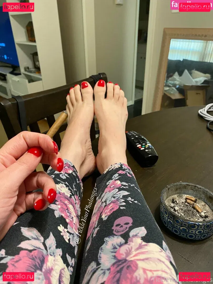 goddess_tickle Onlyfans Photo Gallery 