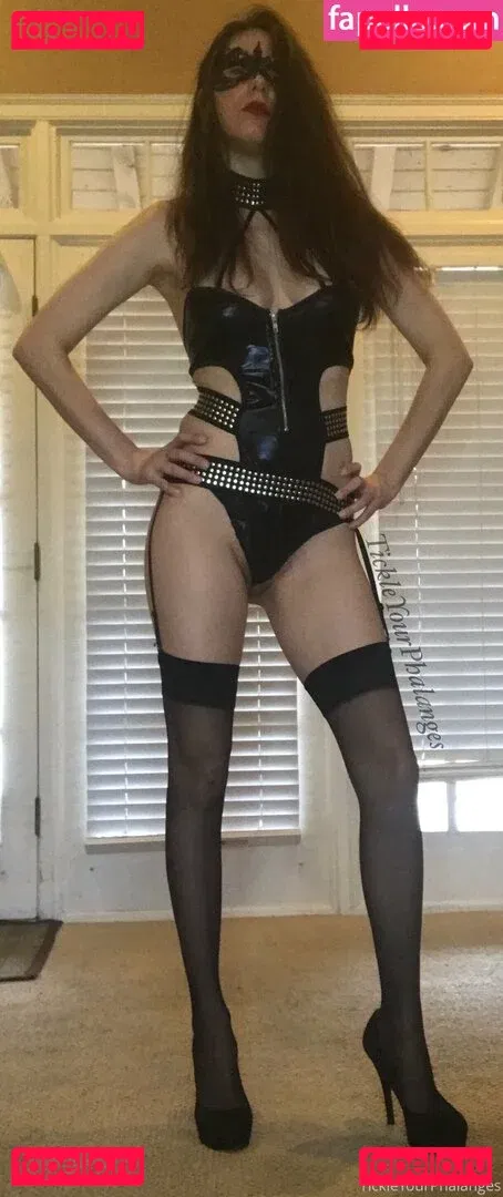 goddess_tickle Onlyfans Photo Gallery 