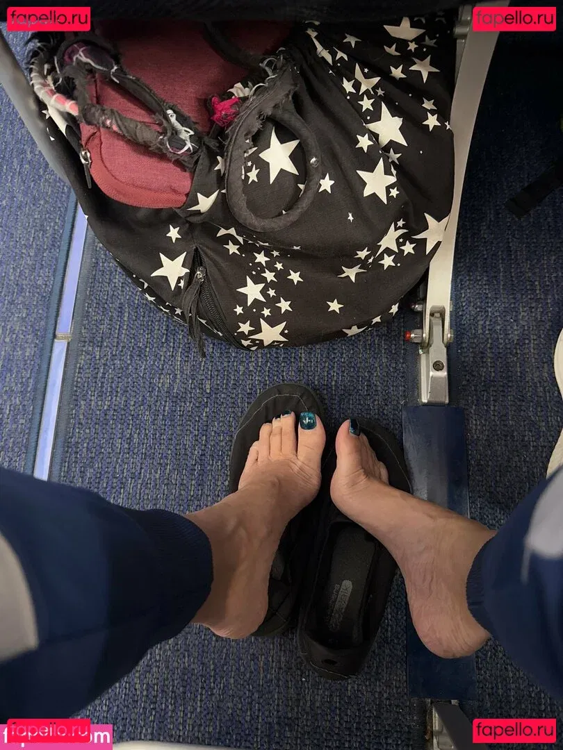 goddess_tickle Onlyfans Photo Gallery 