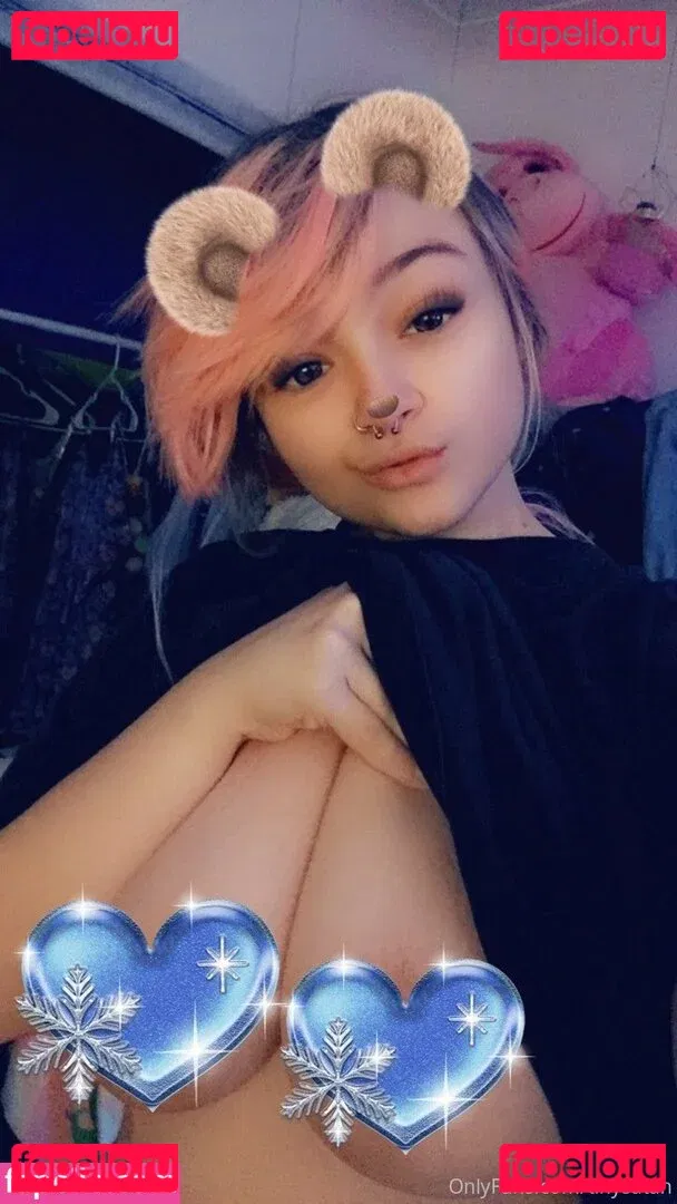 tinysatan Onlyfans Photo Gallery 