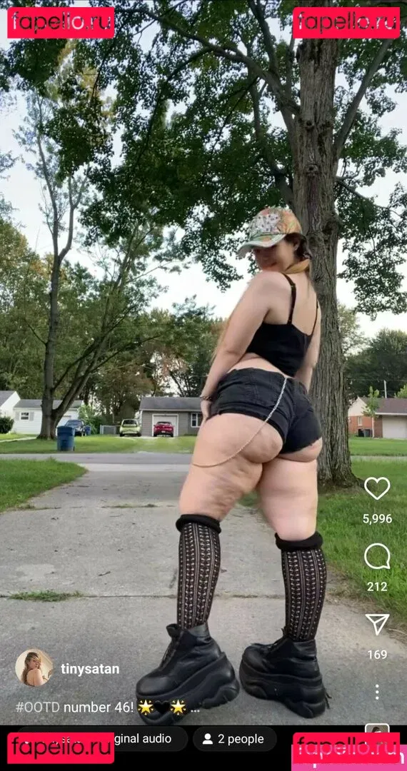 tinysatan Onlyfans Photo Gallery 