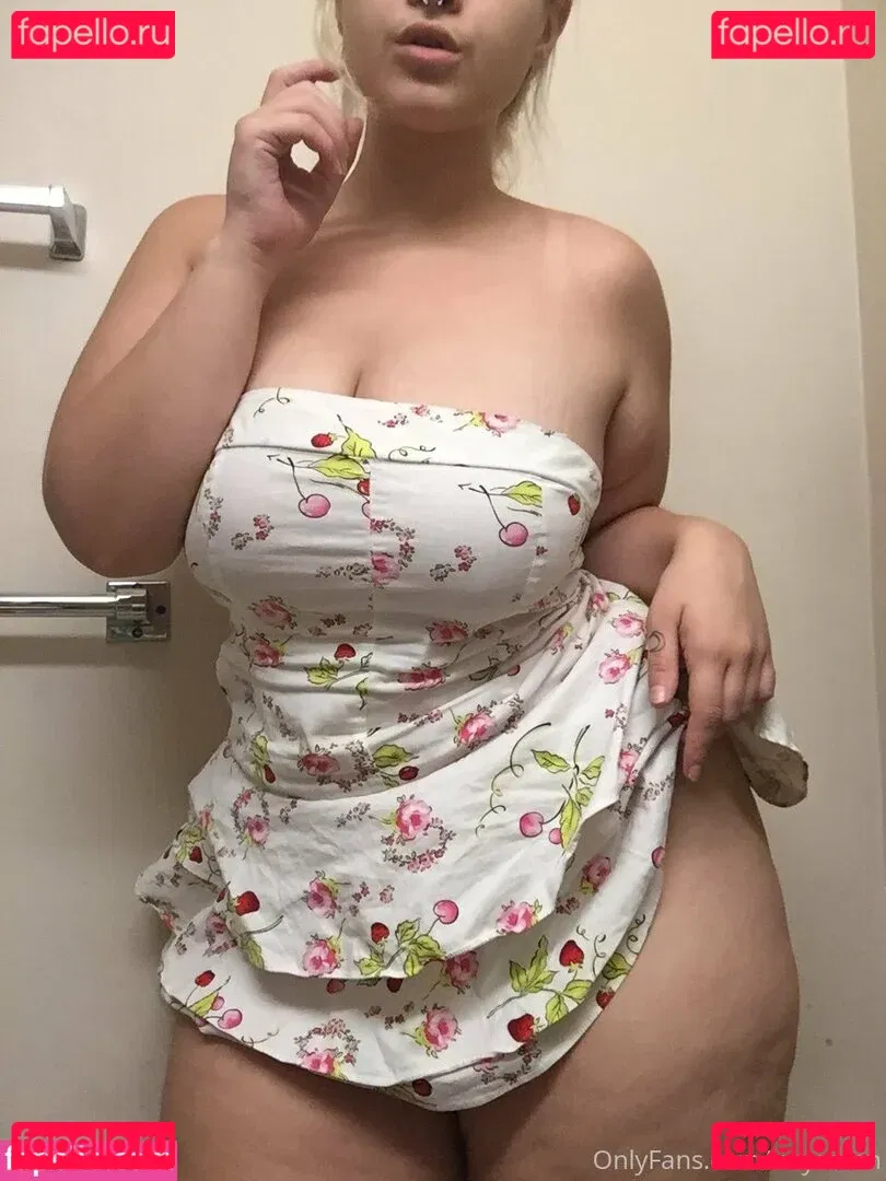 tinysatan Onlyfans Photo Gallery 