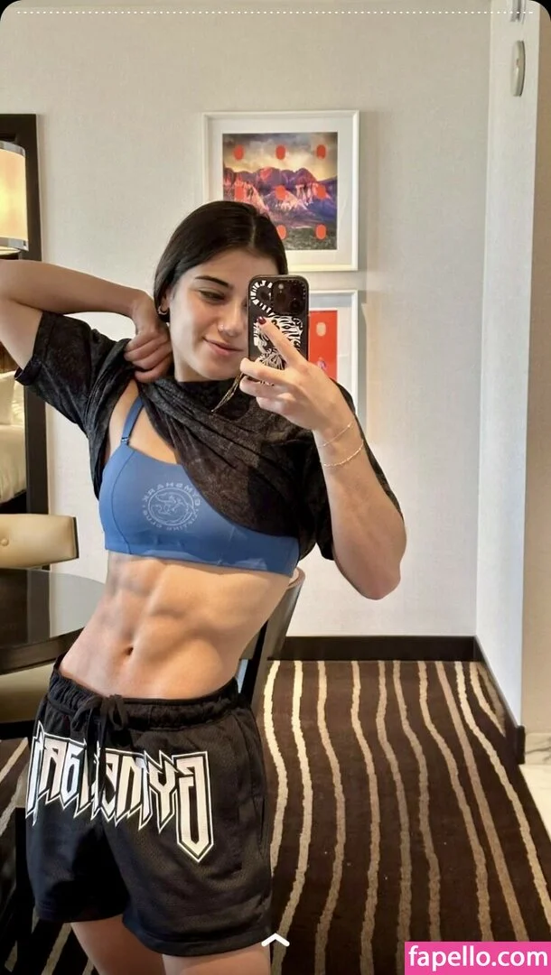 Shir Shapira Onlyfans Photo Gallery 