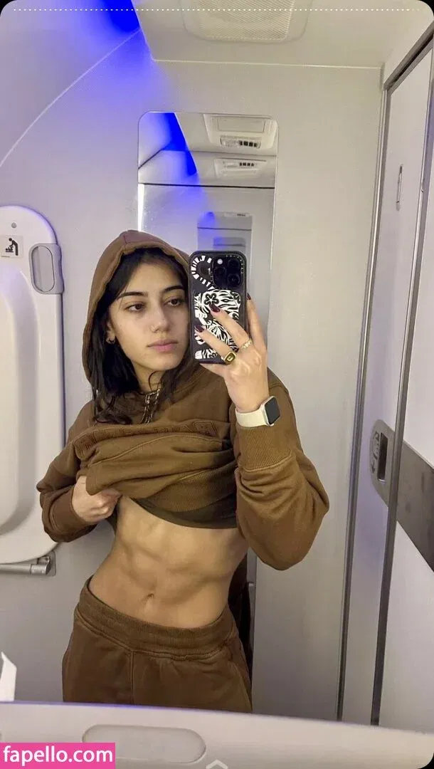 Shir Shapira Onlyfans Photo Gallery 