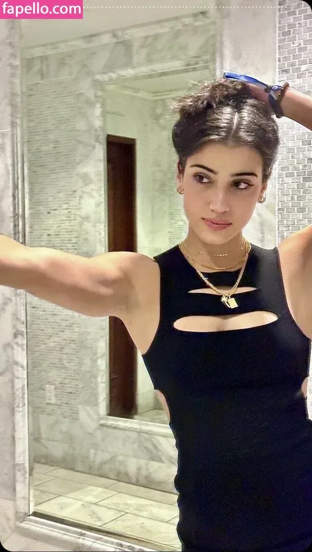 Shir Shapira Onlyfans Photo Gallery 