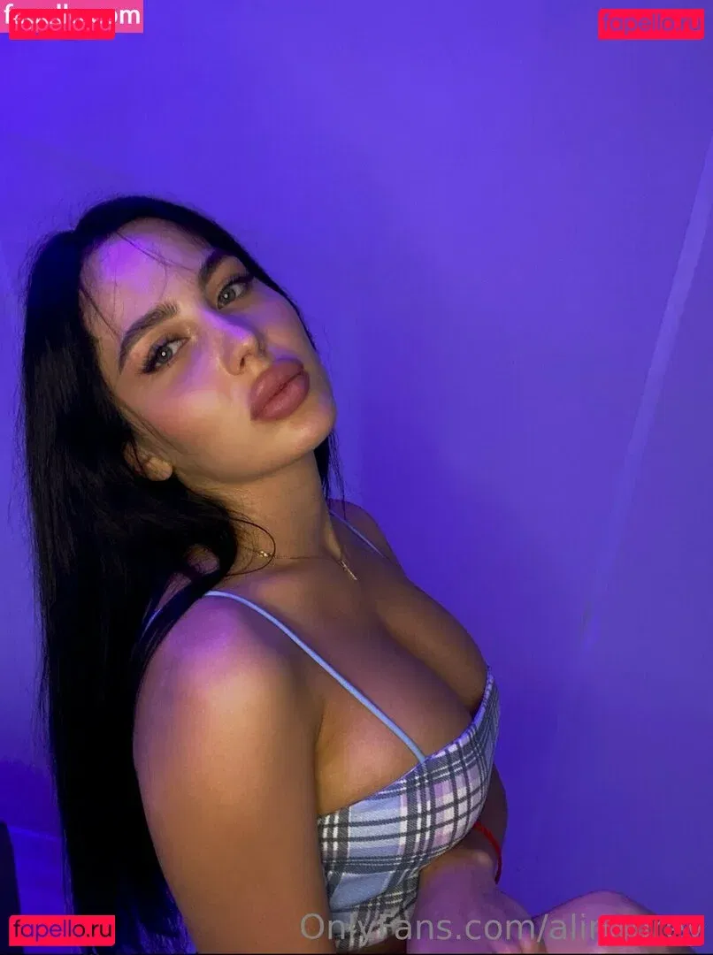 alinagrey Onlyfans Photo Gallery 