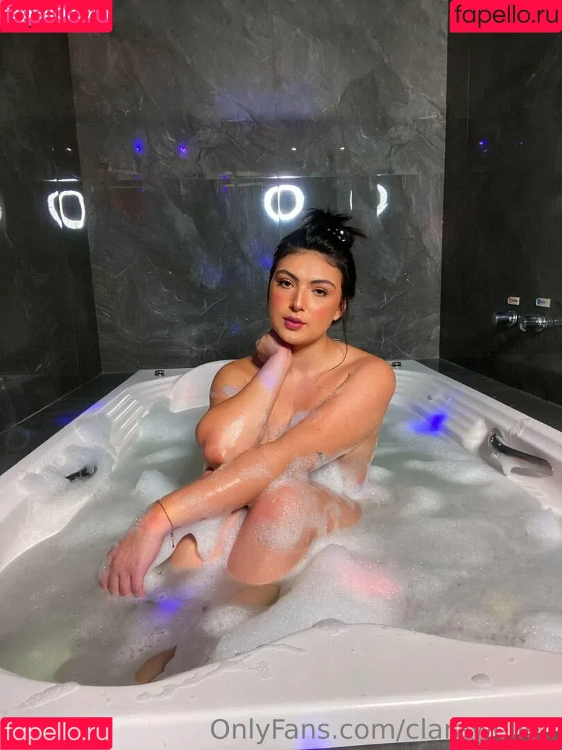 Clara Wellen Onlyfans Photo Gallery 