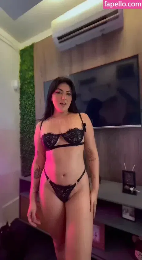 Clara Wellen Onlyfans Photo Gallery 