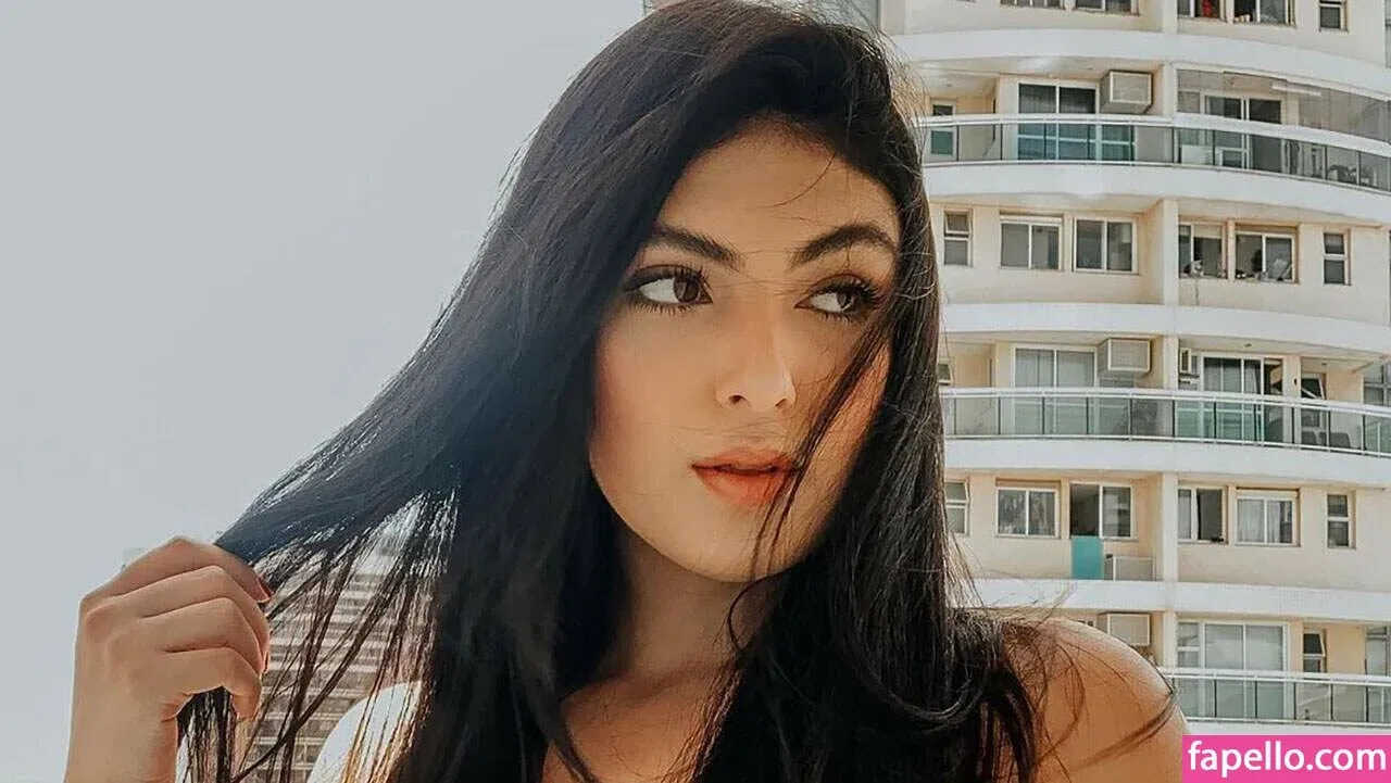 Clara Wellen Onlyfans Photo Gallery 