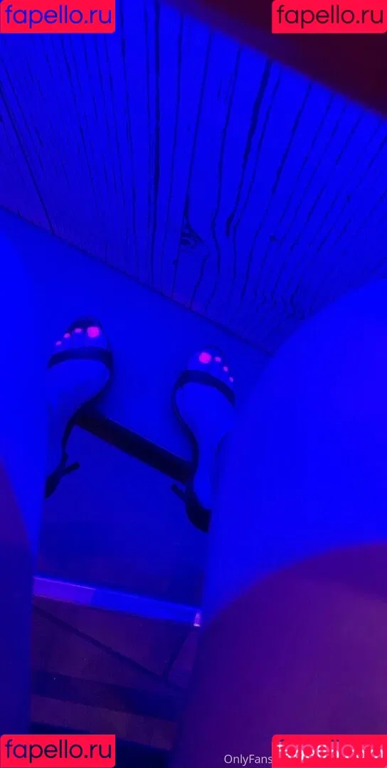 therealgalinaxo Onlyfans Photo Gallery 
