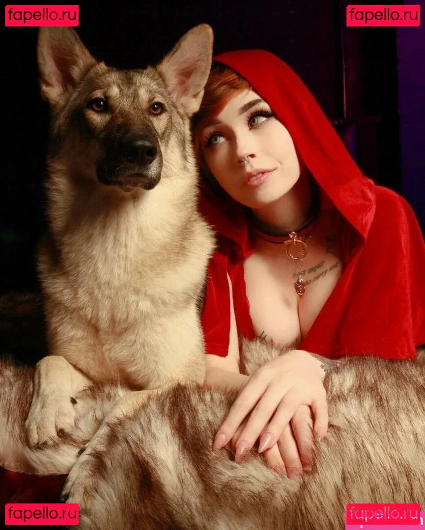 Ember Wolf Onlyfans Photo Gallery 