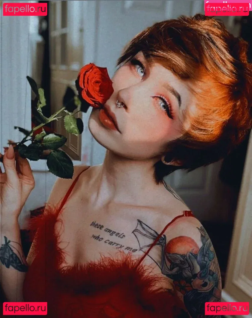 Ember Wolf Onlyfans Photo Gallery 