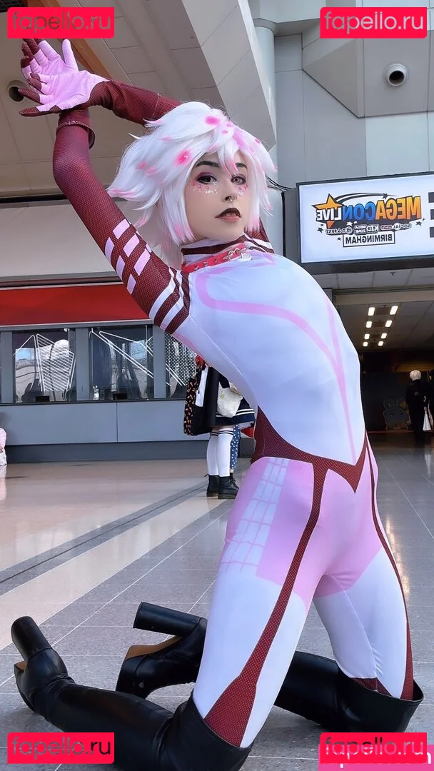 Ember Wolf Onlyfans Photo Gallery 