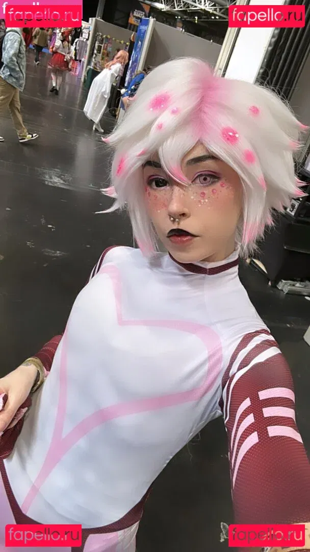 Ember Wolf Onlyfans Photo Gallery 