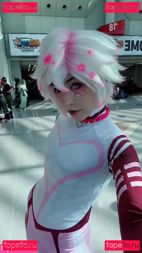 Ember Wolf Onlyfans Photo Gallery 