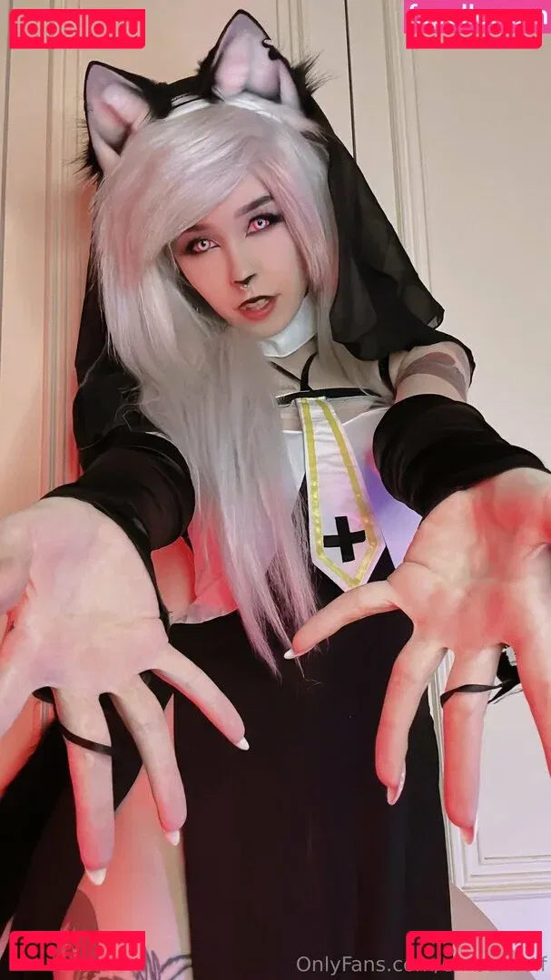 Ember Wolf Onlyfans Photo Gallery 