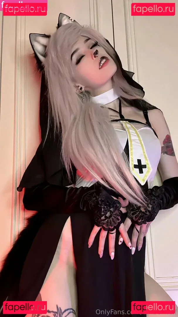 Ember Wolf Onlyfans Photo Gallery 