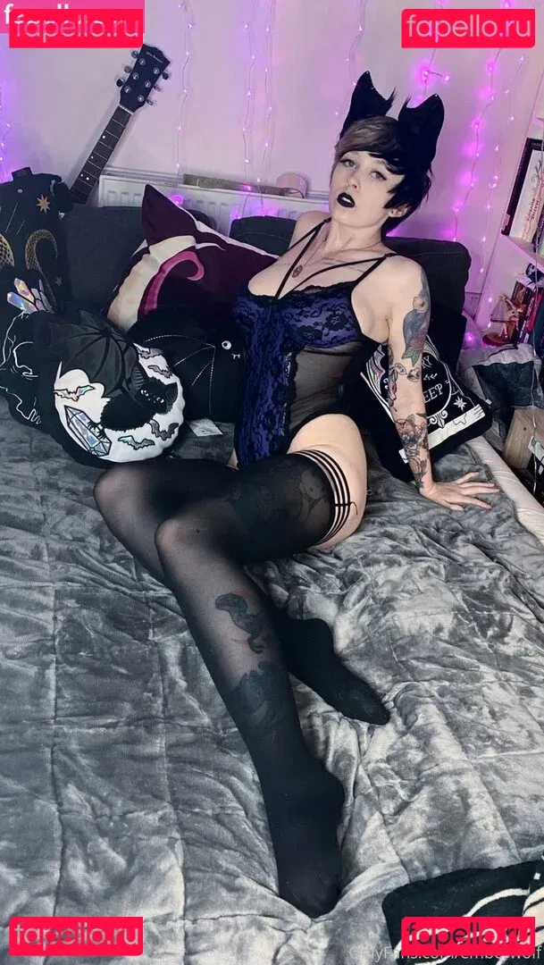 Ember Wolf Onlyfans Photo Gallery 