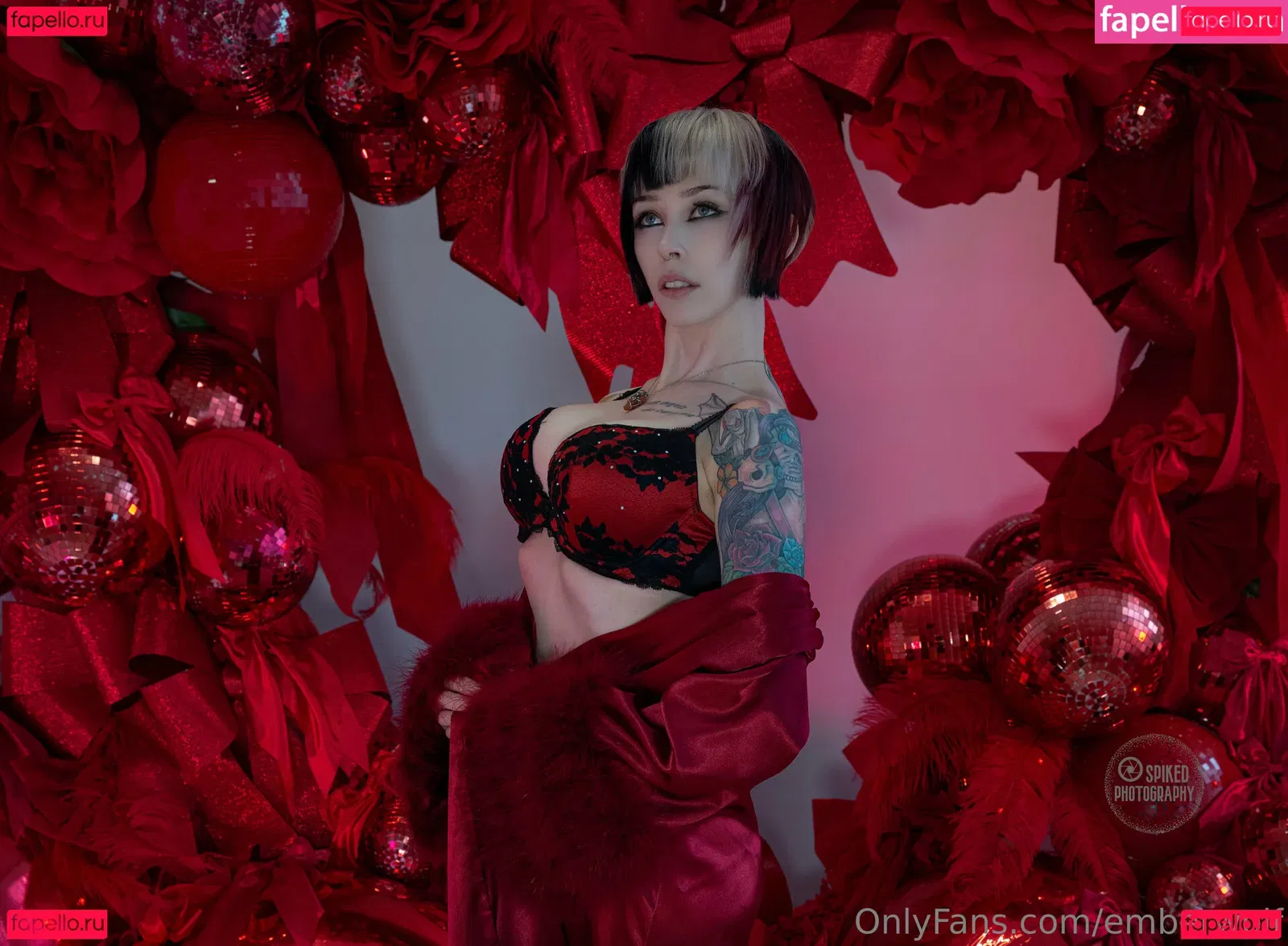 Ember Wolf Onlyfans Photo Gallery 