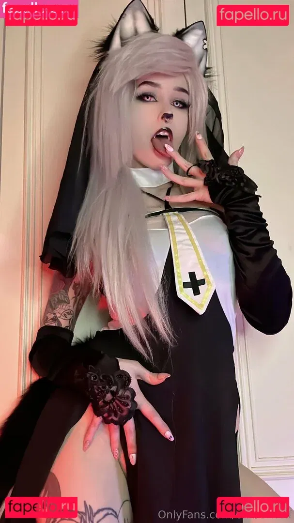 Ember Wolf Onlyfans Photo Gallery 