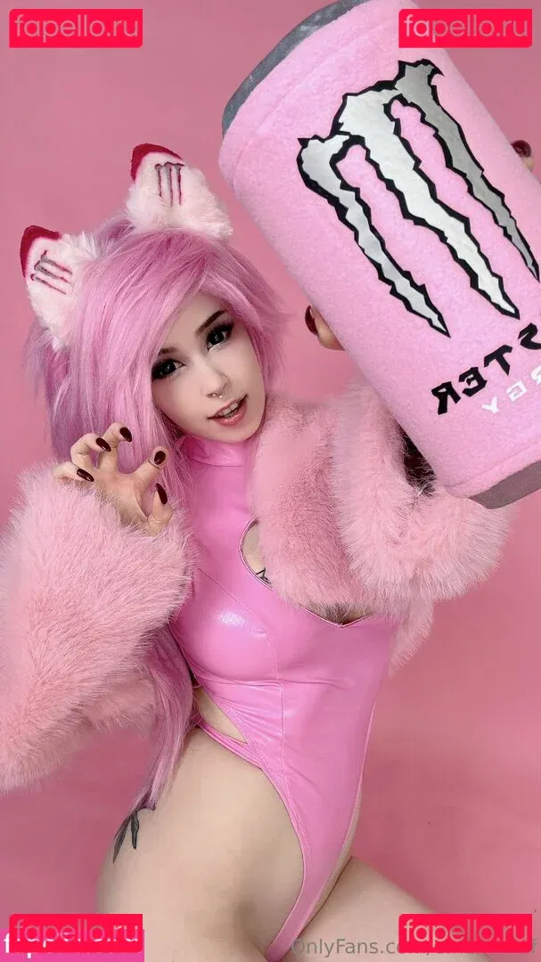 Ember Wolf Onlyfans Photo Gallery 