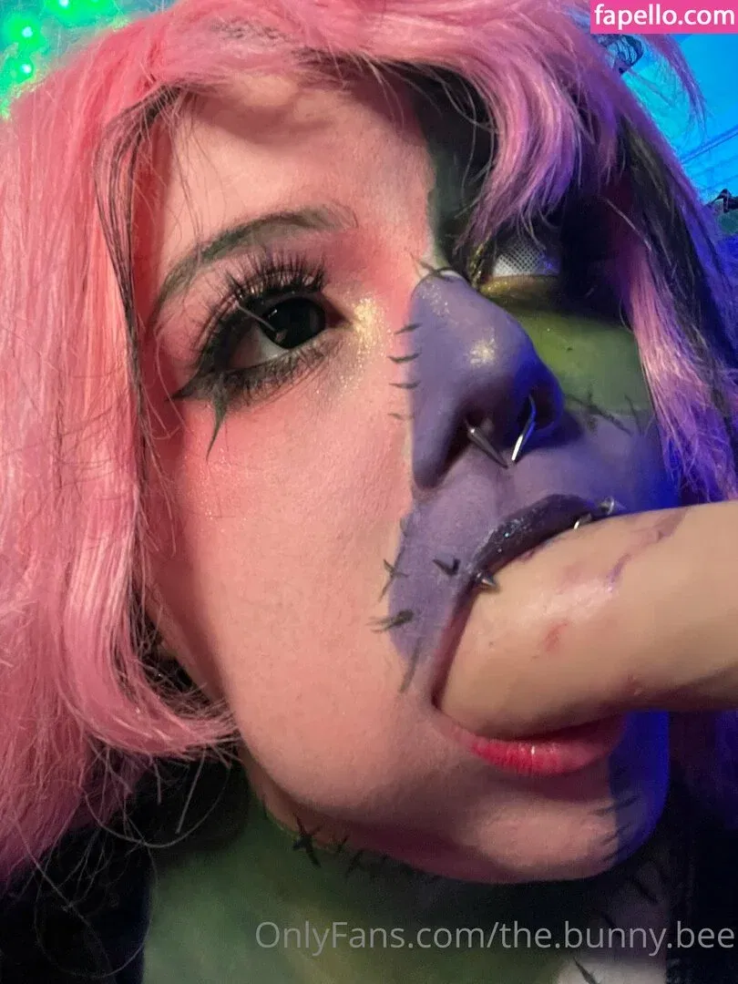 zomcel Onlyfans Photo Gallery 