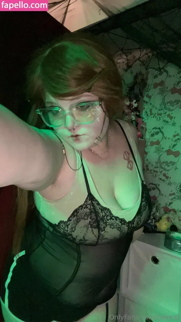zomcel Onlyfans Photo Gallery 