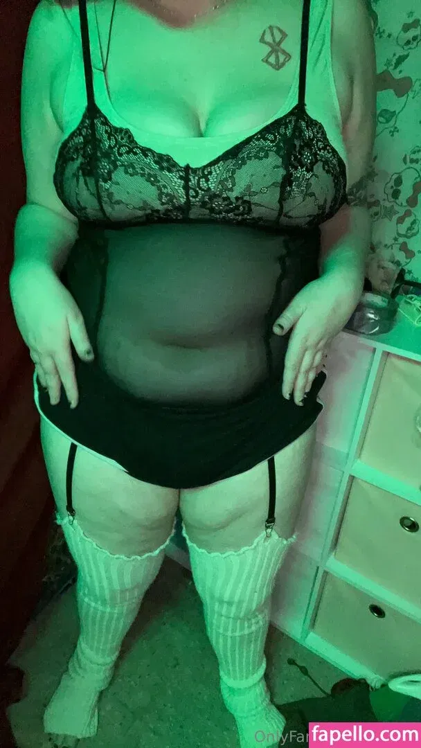 zomcel Onlyfans Photo Gallery 