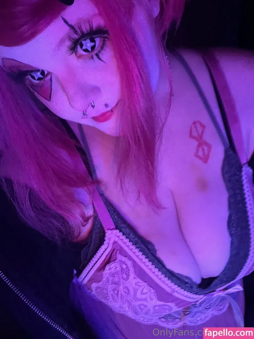 zomcel Onlyfans Photo Gallery 