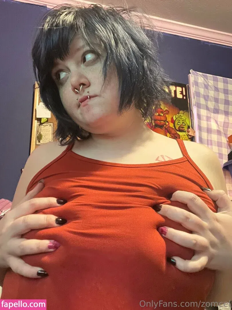 zomcel Onlyfans Photo Gallery 